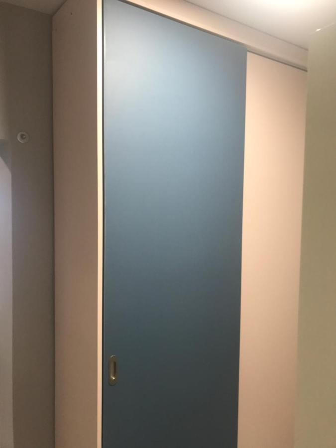 Neptun Apartman Domsod Luaran gambar